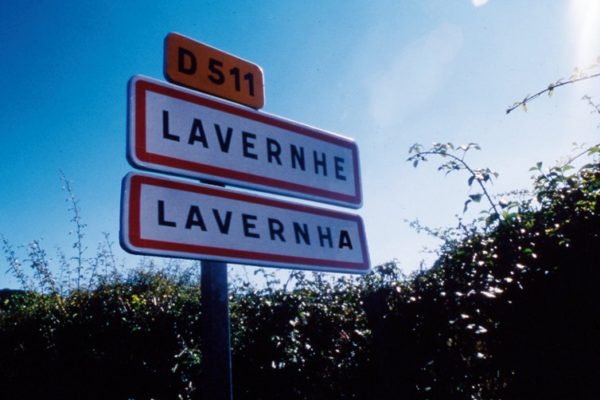 Lavergne ou Laverhne ? La toponymie aveyronnaise ou quand l’orthographe rejoint l’histoire